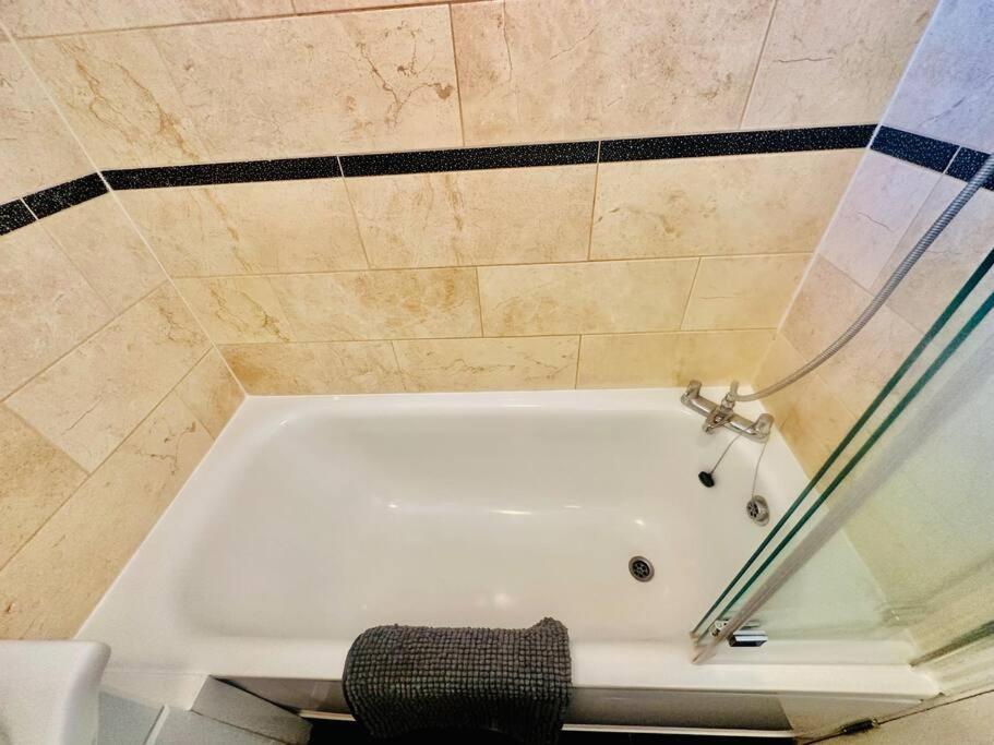 3 Bed Sky Apartment Se15 Peckham Londres Exterior foto