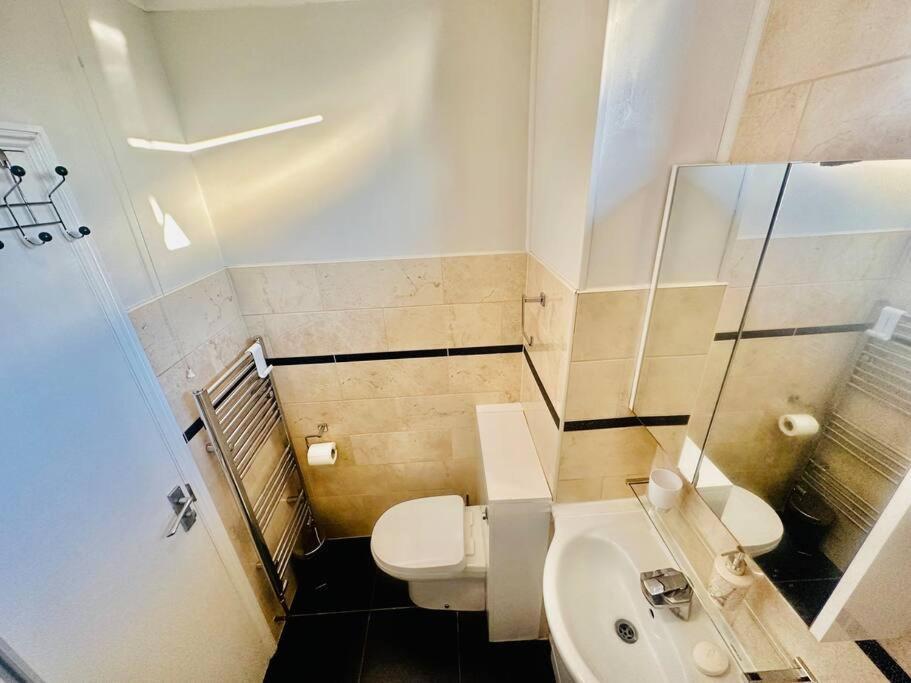 3 Bed Sky Apartment Se15 Peckham Londres Exterior foto